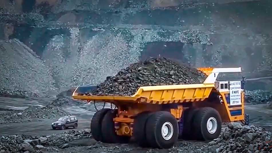 belaz camion minero mas grande del mundo